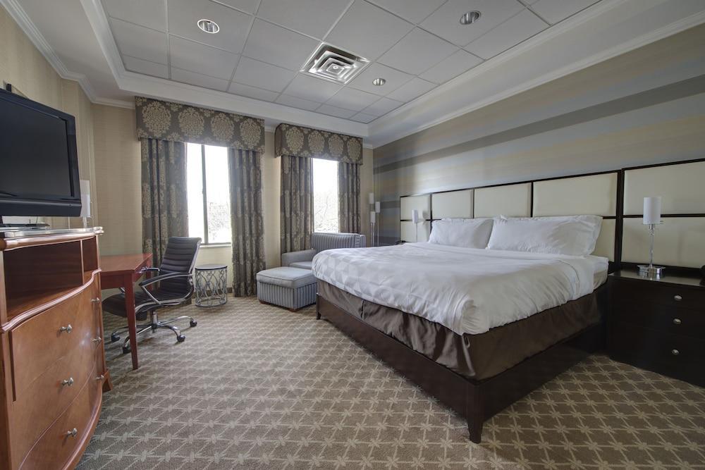 Holiday Inn Plainview-Long Island By Ihg Экстерьер фото