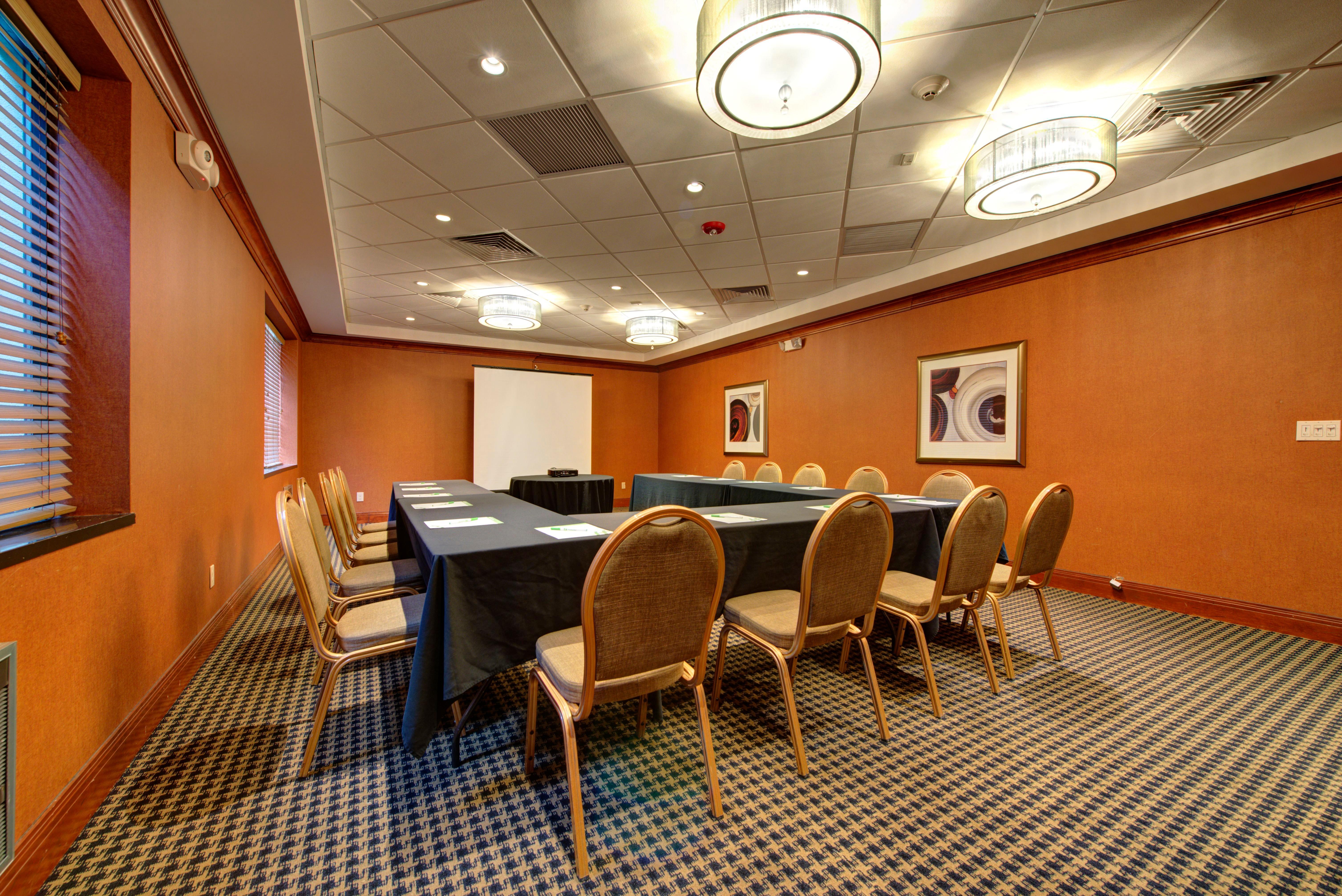 Holiday Inn Plainview-Long Island By Ihg Экстерьер фото