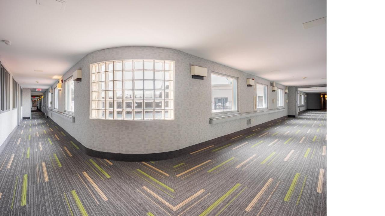 Holiday Inn Plainview-Long Island By Ihg Экстерьер фото